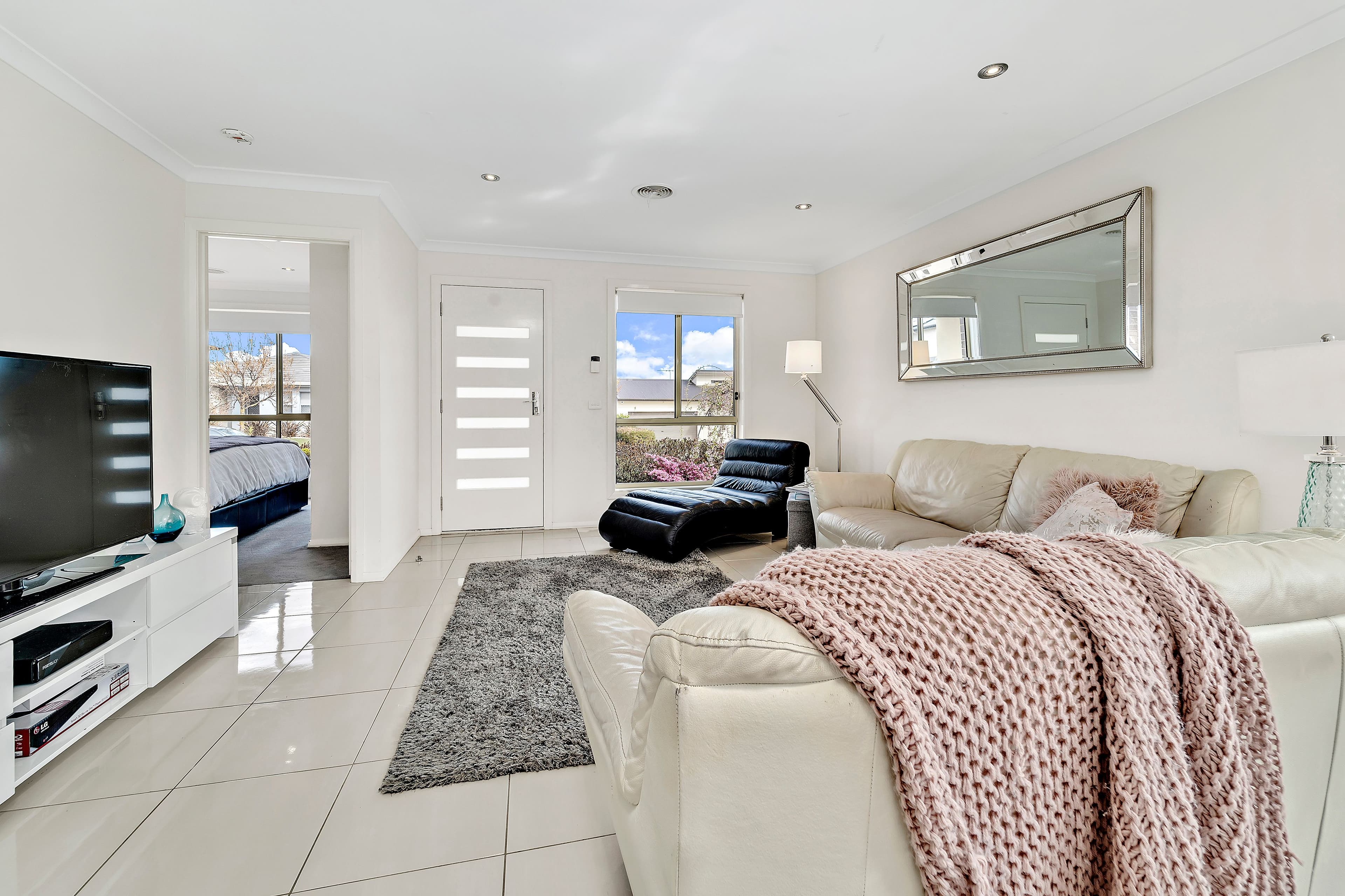 8 Hinde Street, Franklin ACT 2913, Franklin - Thumbnail 3