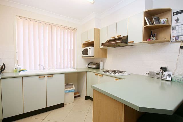 31 Bromley Avenue, GREENACRE NSW 2190, Greenacre - Thumbnail 2