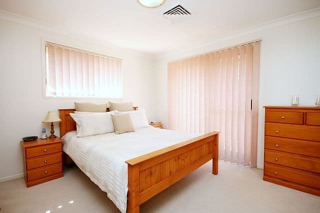 31 Bromley Avenue, GREENACRE NSW 2190, Greenacre - Thumbnail 5