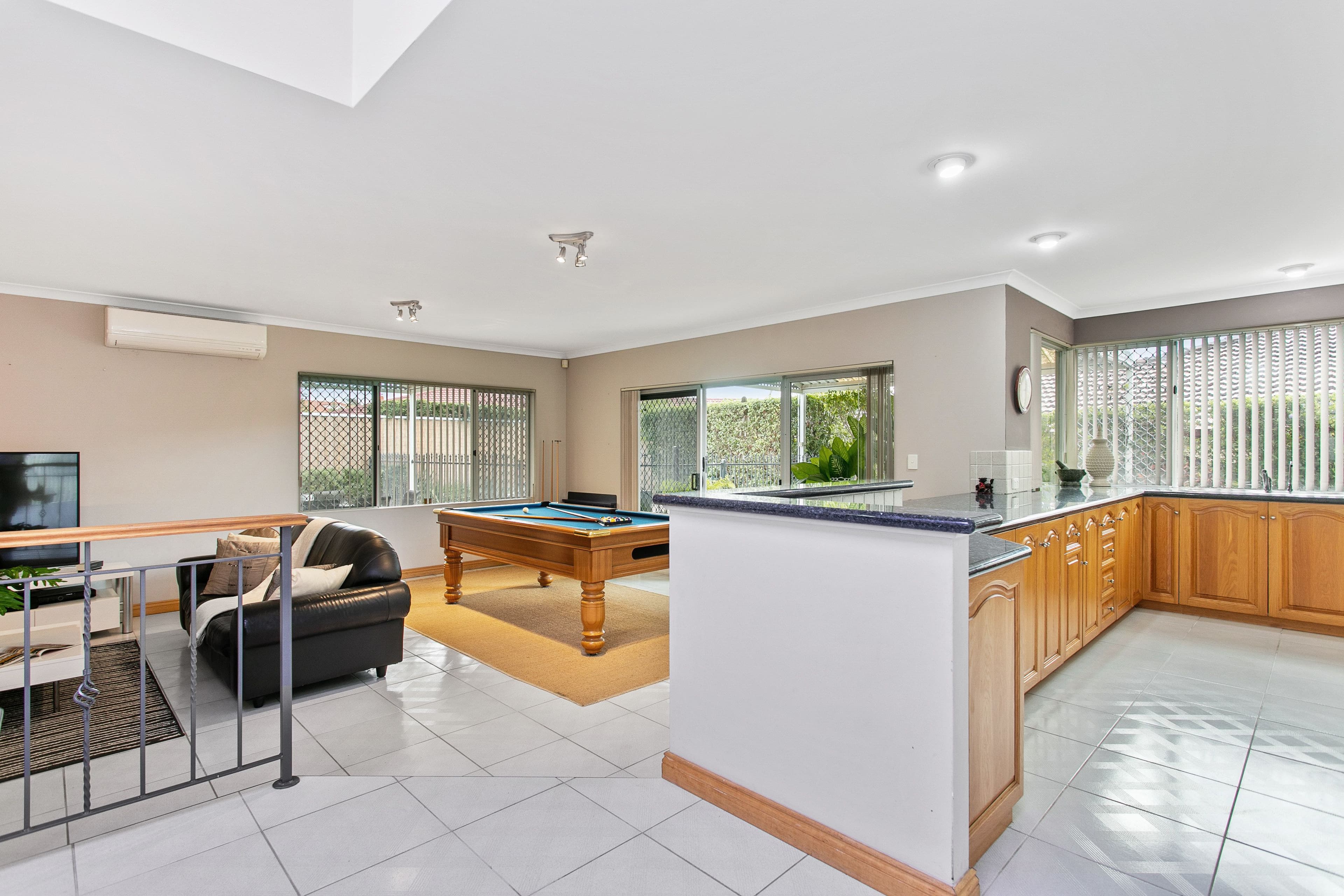 179 Sequoia Road, Duncraig WA 6023, Duncraig - Thumbnail 2
