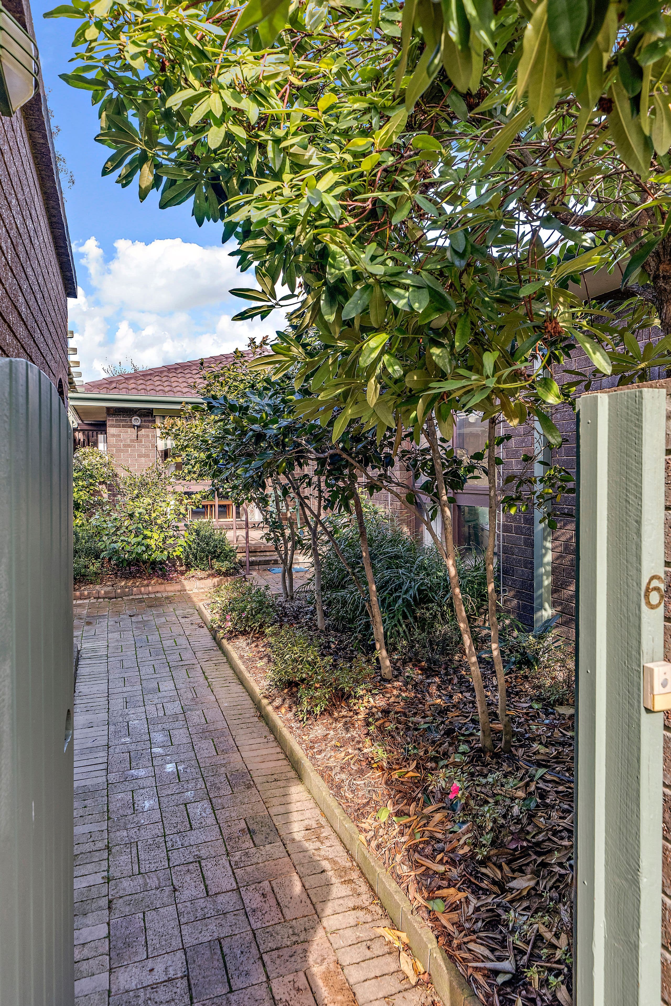 6 Saville Close, Melba ACT 2615, Melba - Thumbnail 2