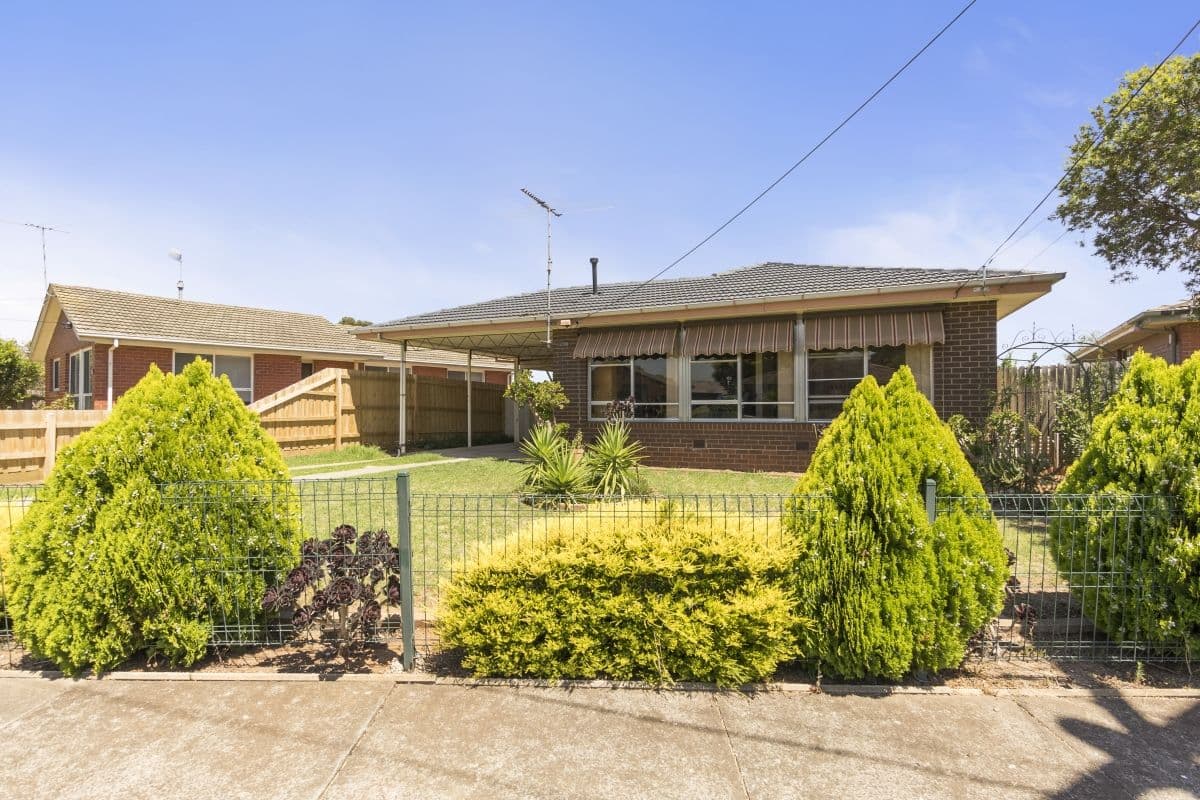 37 Richmond Crescent, Werribee VIC 3030, Werribee - Thumbnail 3
