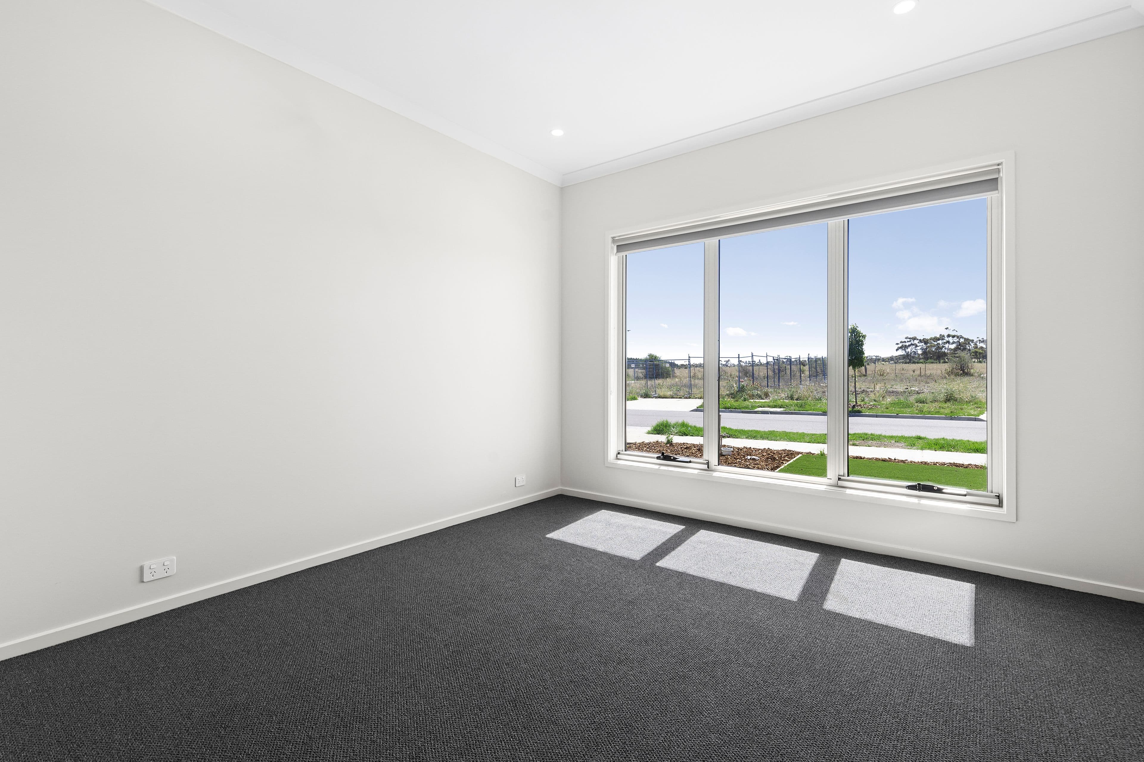 24 Senkaki Street, Sunbury VIC 3429, Sunbury - Thumbnail 2