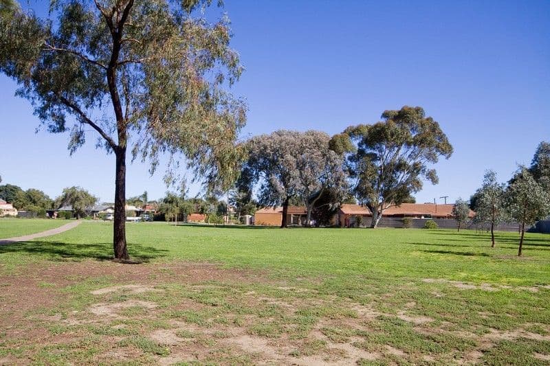 4 Winston Crescent, WEST BEACH SA 5024, West Beach - Thumbnail 7