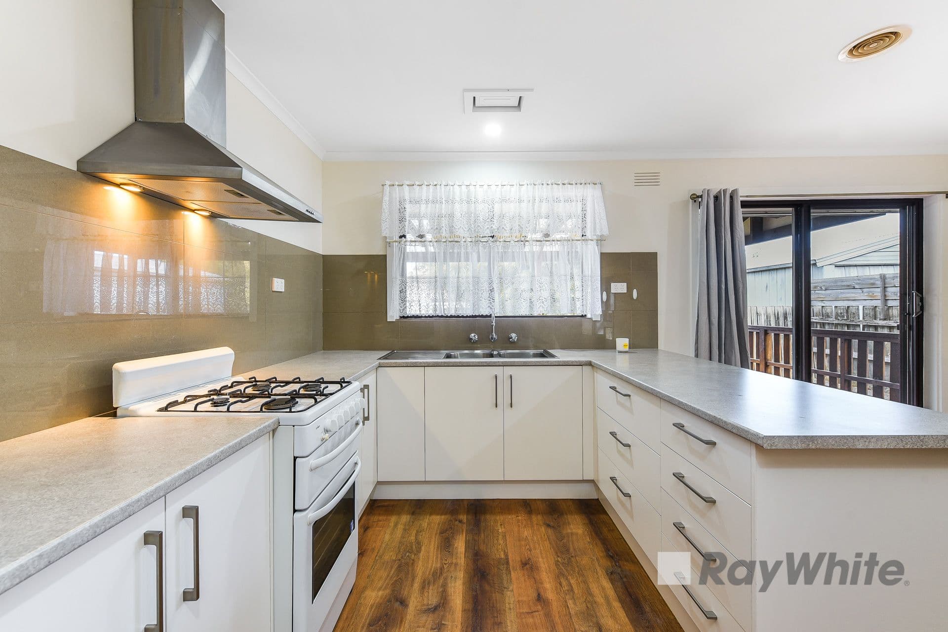 3 Heath Court, Doveton VIC 3177, Doveton - Thumbnail 5