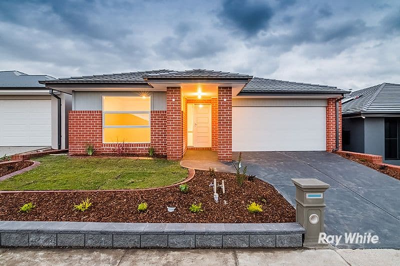 20 Almondbank Road, CRANBOURNE EAST VIC 3977, Cranbourne East - Image 1