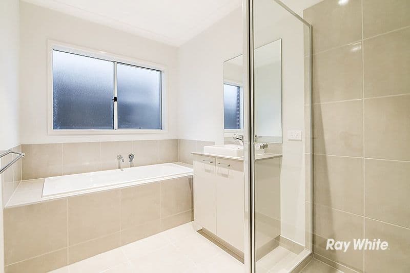 20 Almondbank Road, CRANBOURNE EAST VIC 3977, Cranbourne East - Thumbnail 7