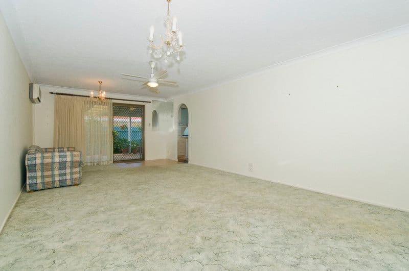 7 Snowgum Court, BURLEIGH WATERS QLD 4220, Burleigh Waters - Thumbnail 3