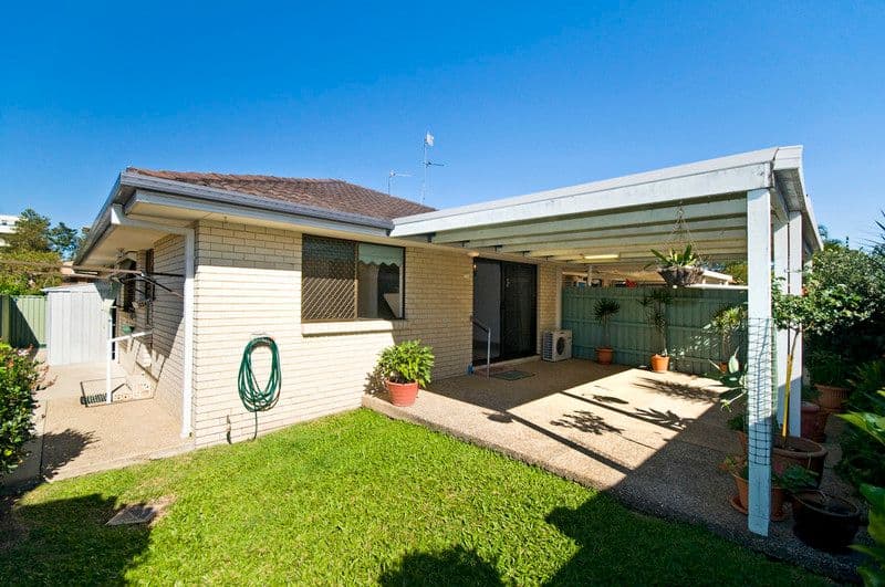 7 Snowgum Court, BURLEIGH WATERS QLD 4220, Burleigh Waters - Thumbnail 4