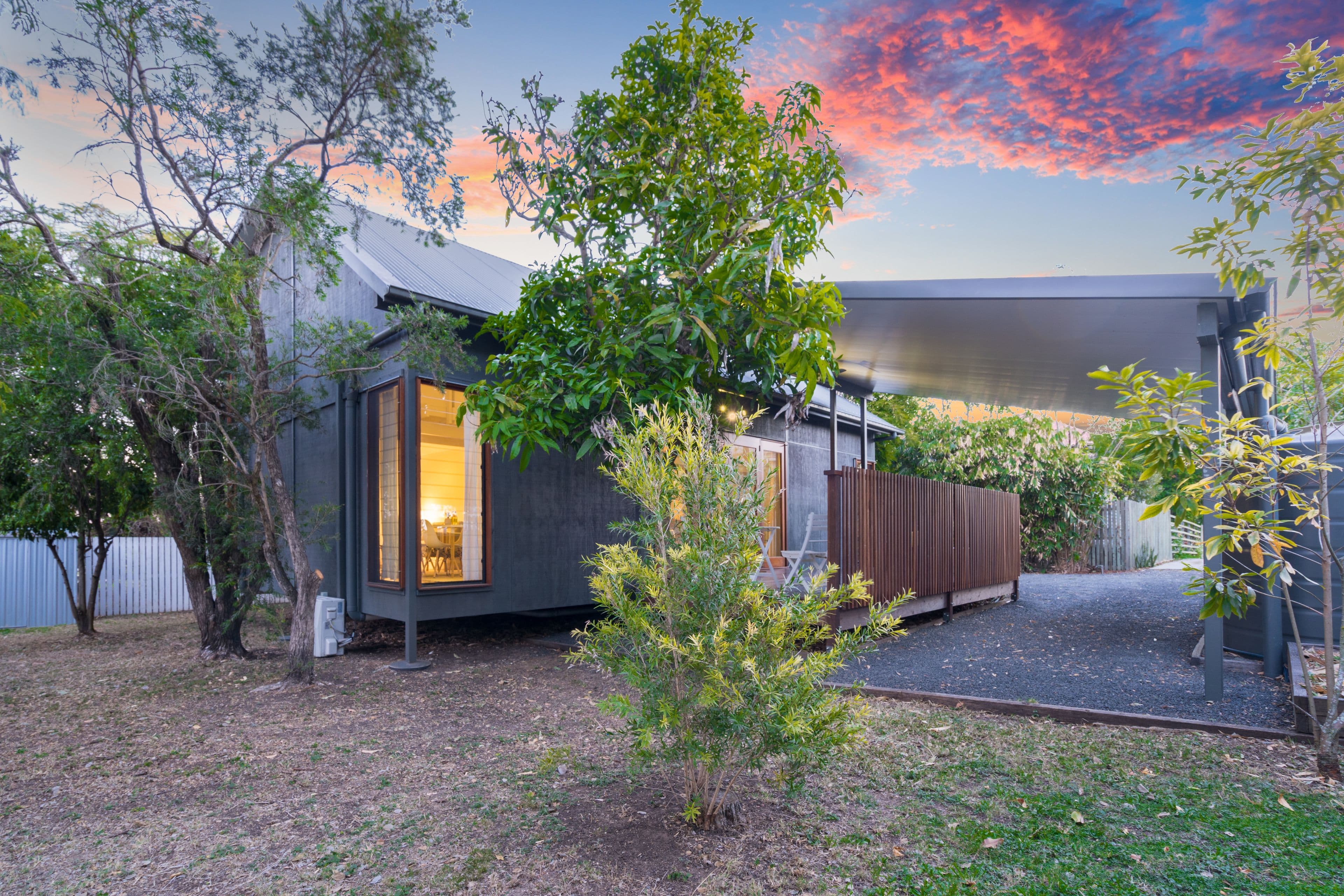 56 Macquarie Street, Silkstone QLD 4304, Silkstone - Thumbnail 4