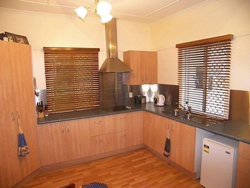 66 Davis Street, THE RANGE QLD 4700, The Range - Thumbnail 5