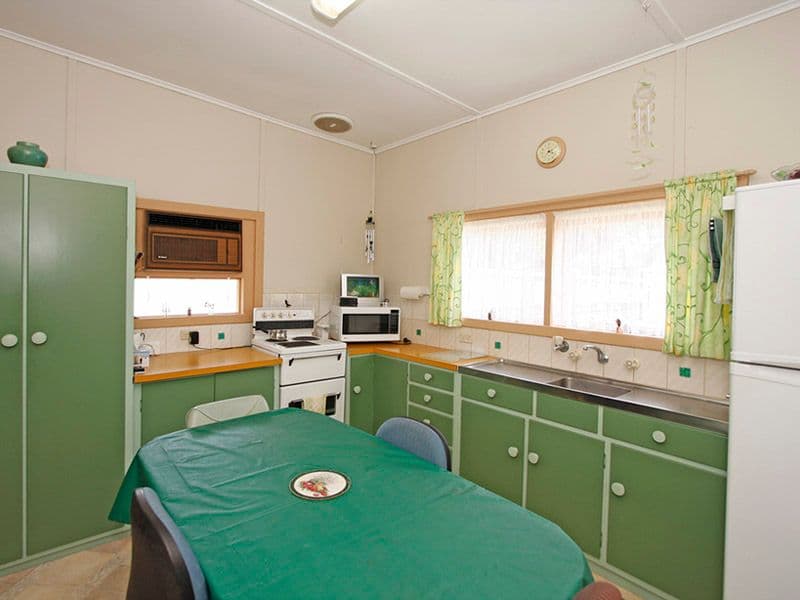 38 Deemster Avenue, CHRISTIES BEACH SA 5165, Christies Beach - Thumbnail 3