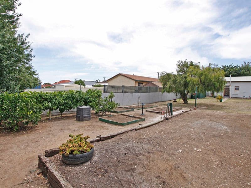 38 Deemster Avenue, CHRISTIES BEACH SA 5165, Christies Beach - Thumbnail 8