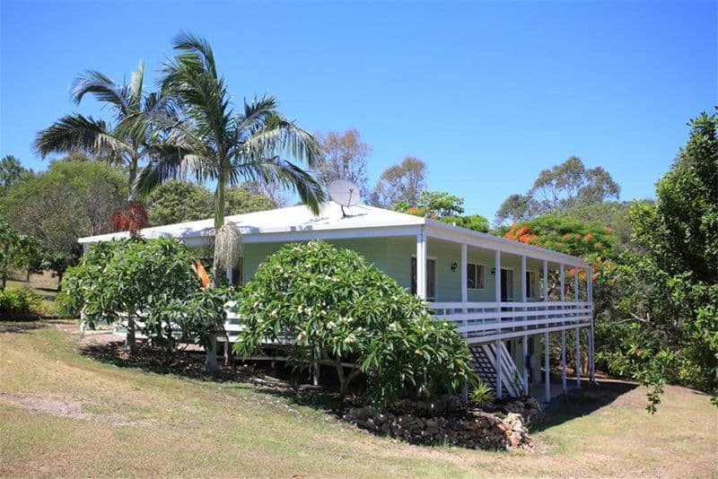 9 Seaview Drive, CRAIGNISH QLD 4655, Craignish - Thumbnail 3