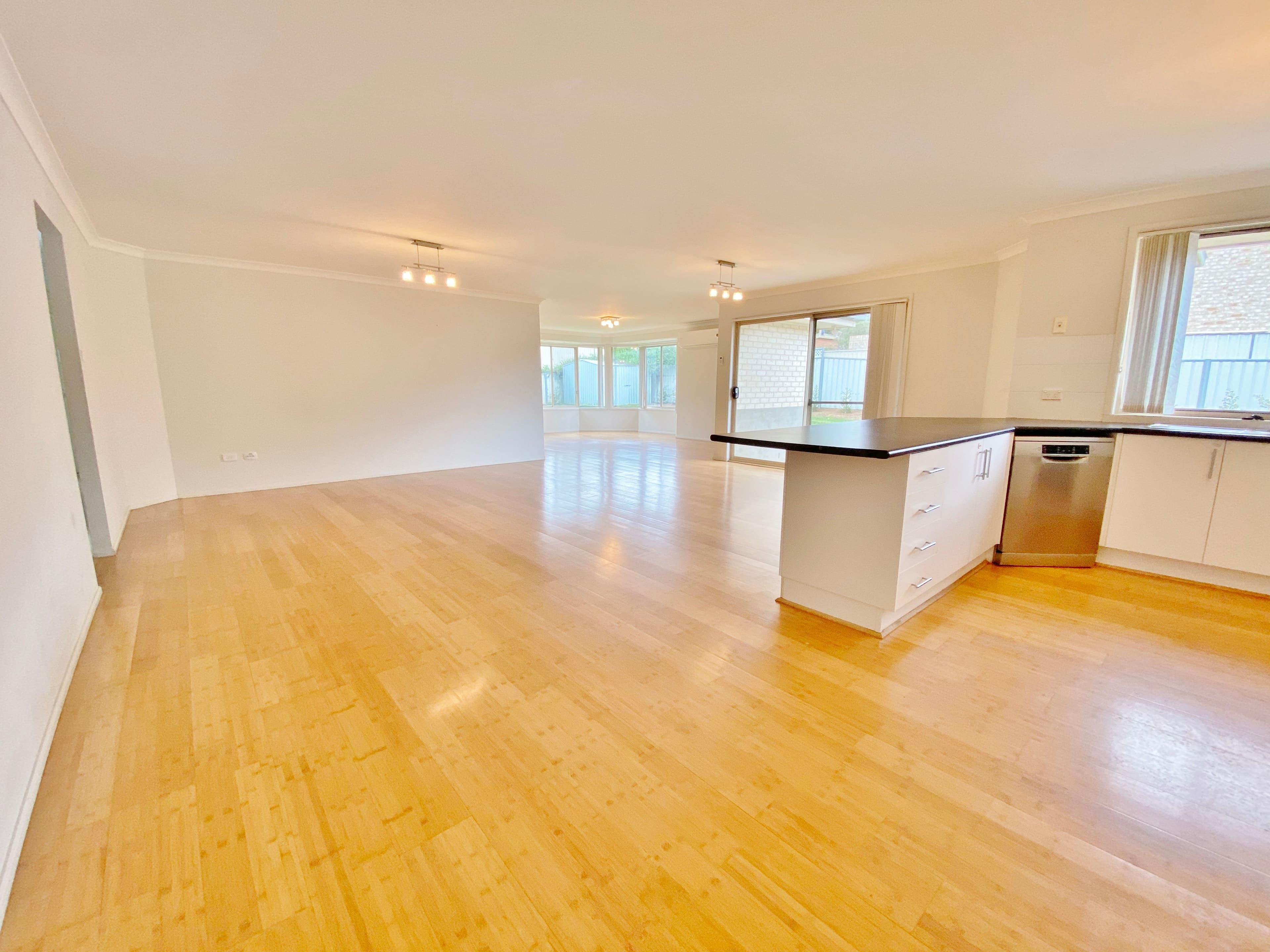 7 Settlers Place, Young NSW 2594, Young - Thumbnail 4