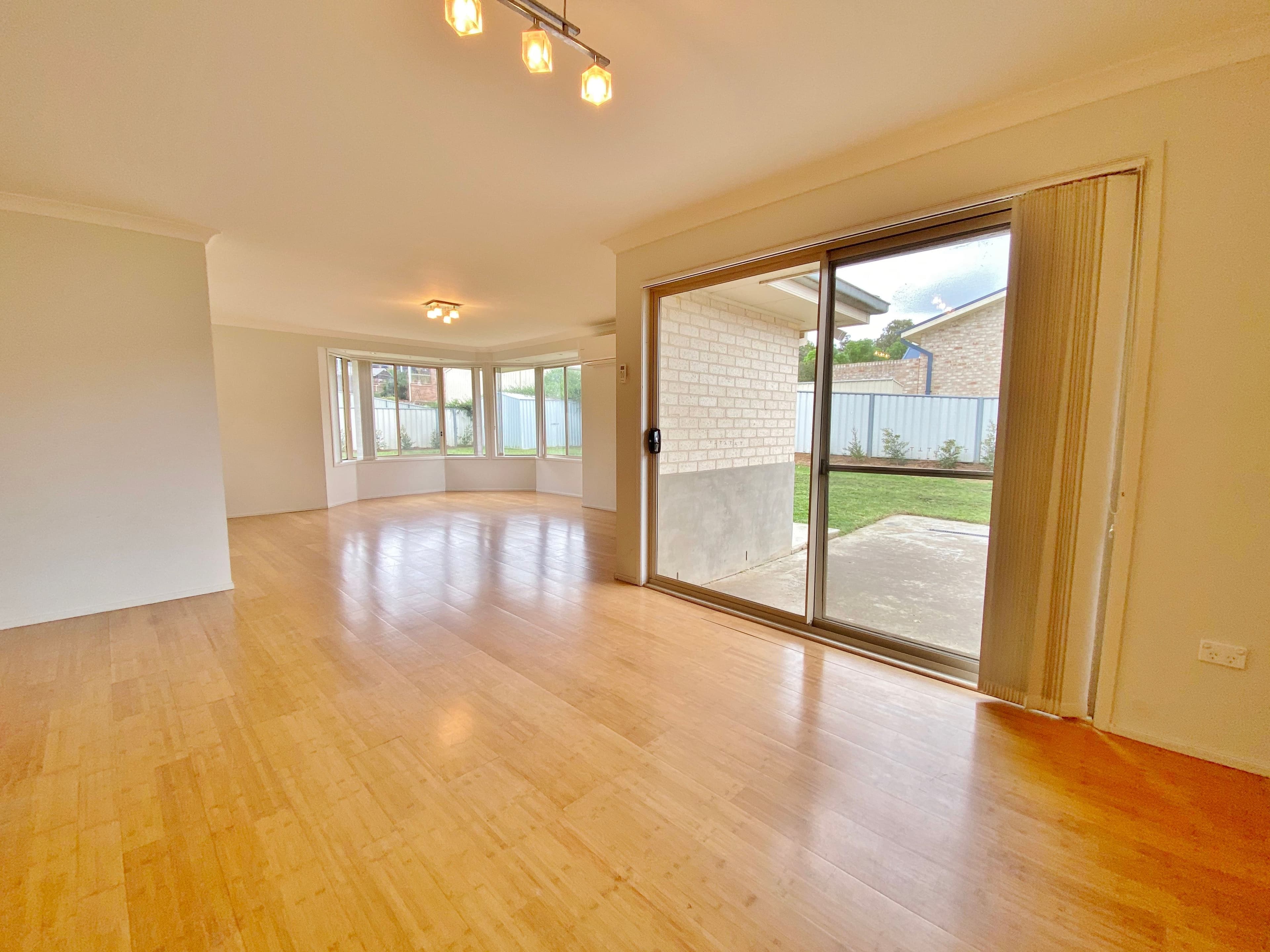7 Settlers Place, Young NSW 2594, Young - Thumbnail 5