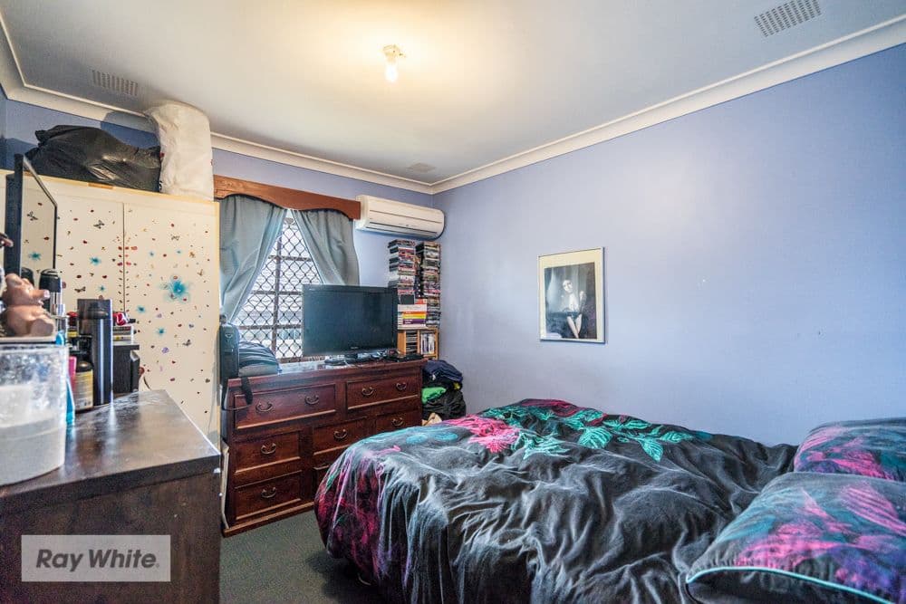 22 Mereworth Way, Girrawheen WA 6064, Girrawheen - Thumbnail 6