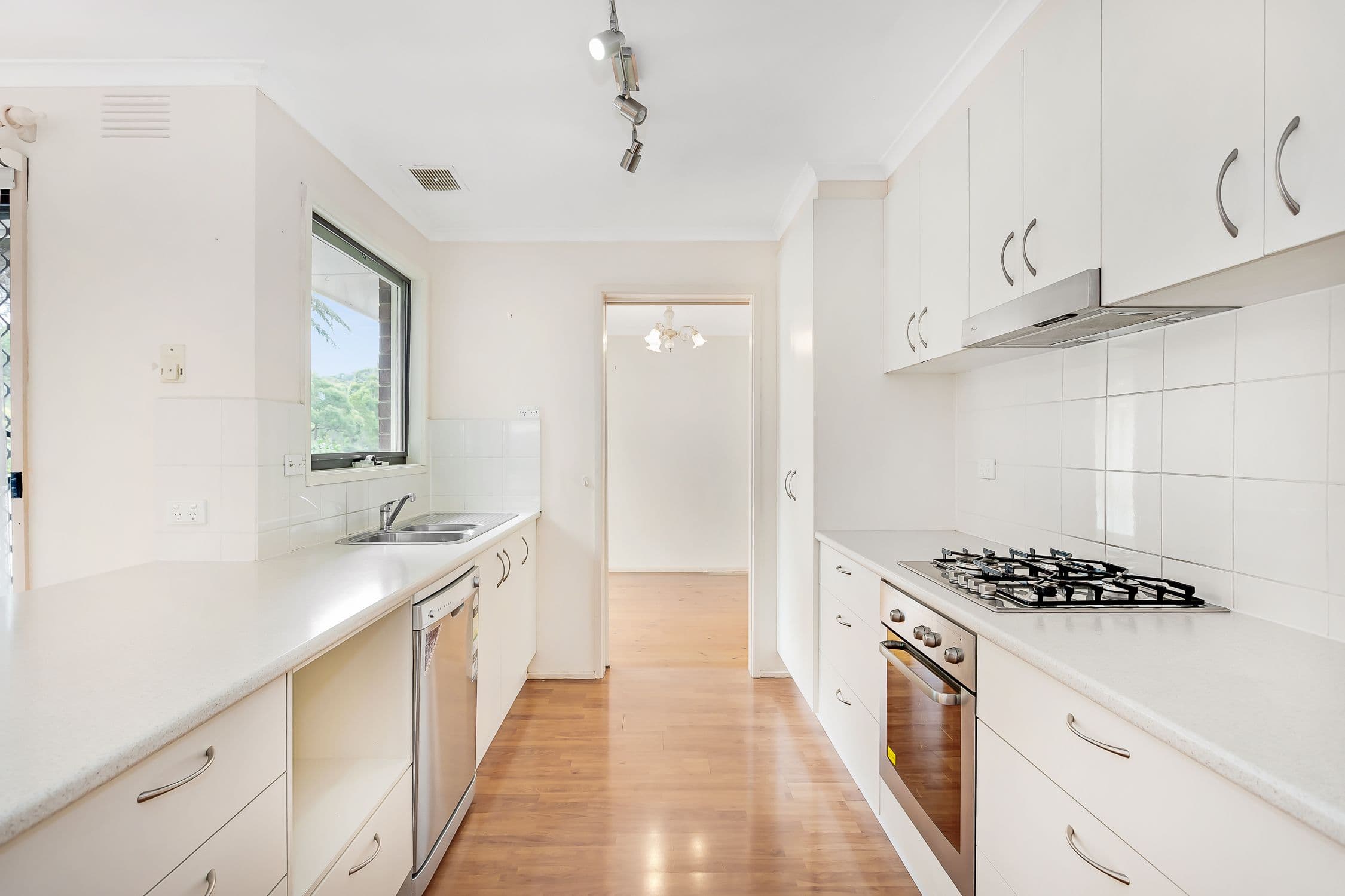 67 York Road, Mount Evelyn VIC 3796, Mount Evelyn - Thumbnail 3