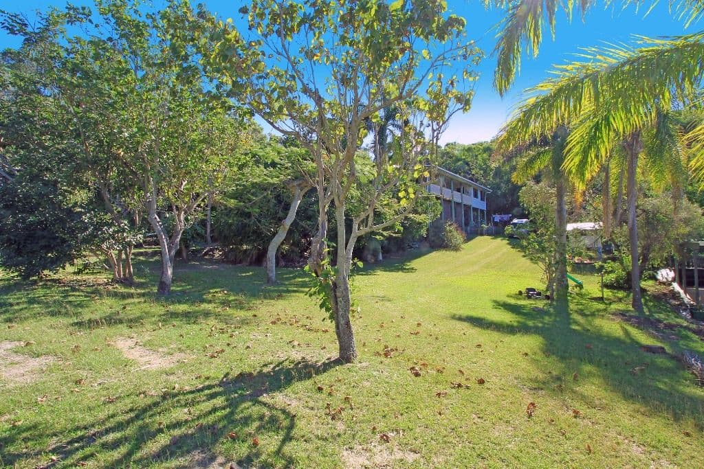 31 Phillip Street, Emu Park QLD 4710, Emu Park - Thumbnail 3