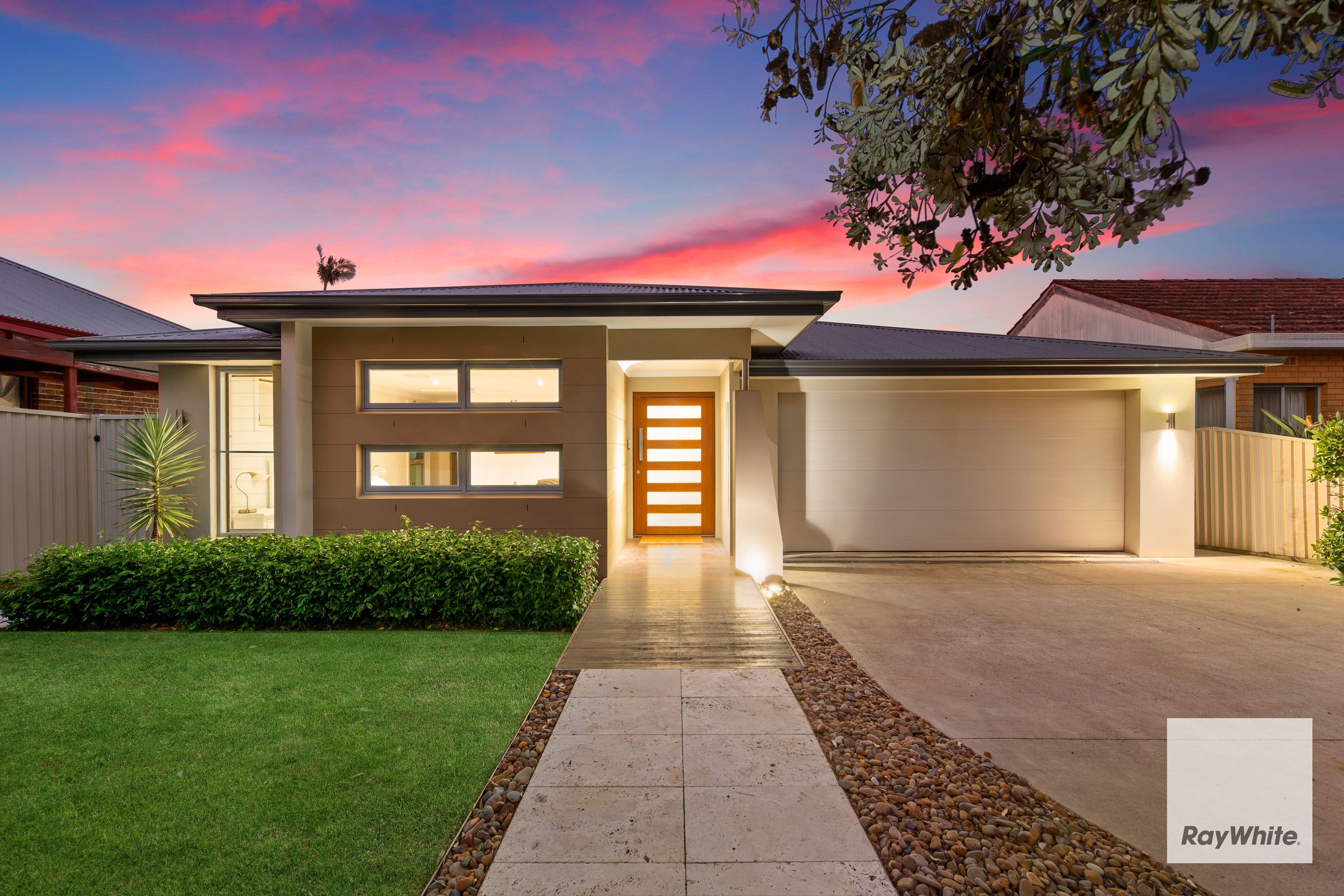 7 Booyong Avenue, Caringbah NSW 2229, Caringbah - Image 1