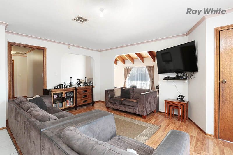 18 Seabrook Boulevard, Seabrook VIC 3028, Seabrook - Thumbnail 5