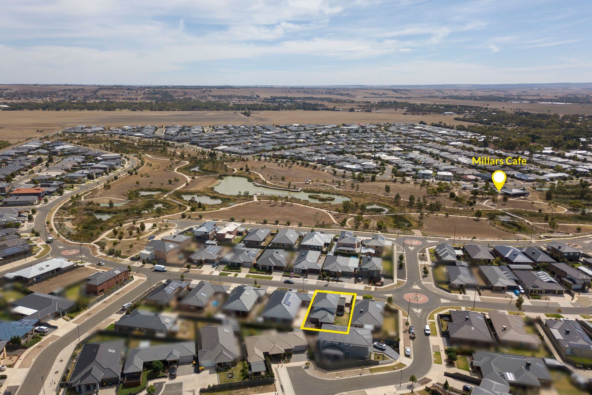 88 Eastlakes Boulevard, Lara VIC 3212, Lara - Thumbnail 2