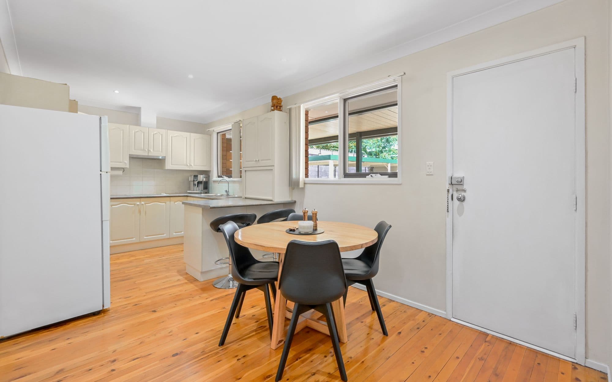 45 Phoenix Crescent, Casula NSW 2170, Casula - Thumbnail 6