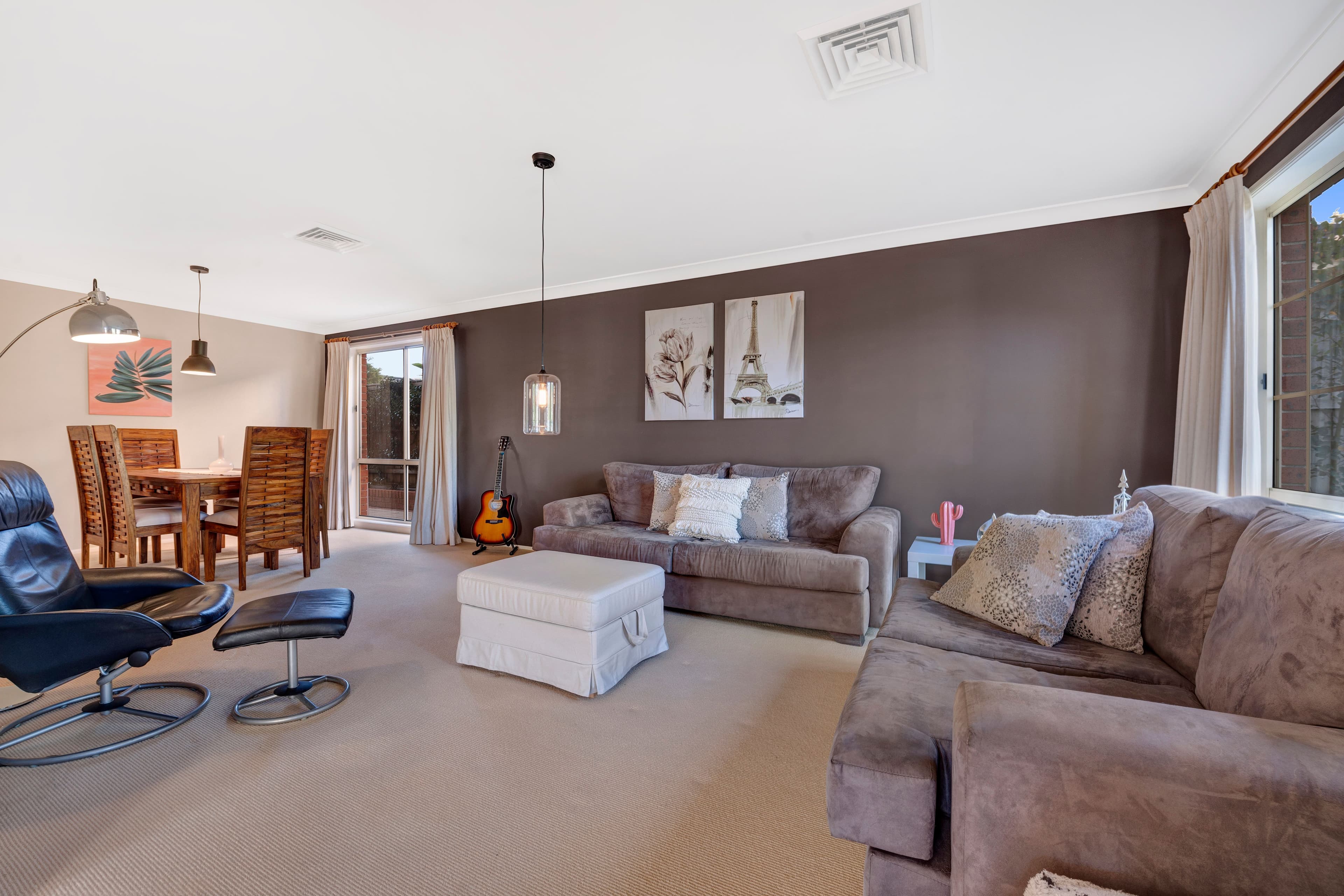 8 Kingdom Place, Kellyville - Thumbnail 3