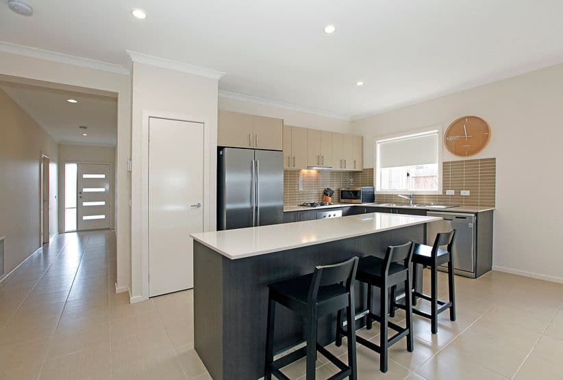 14 Chettam Street, EPPING VIC 3076, Epping - Thumbnail 2