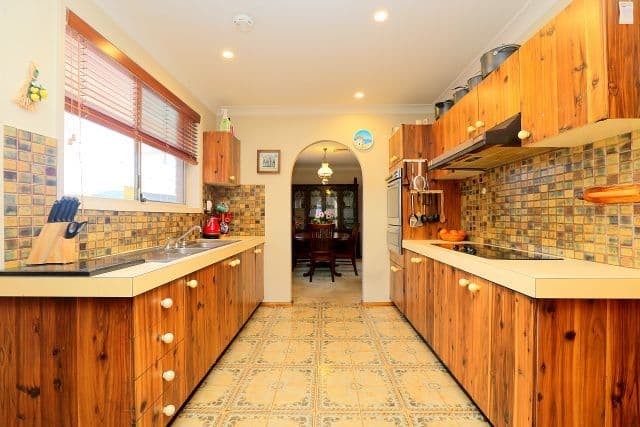 65 Wendy Avenue, Georges Hall NSW 2198, Georges Hall - Thumbnail 4