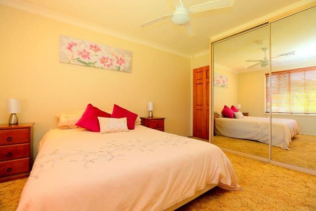 65 Wendy Avenue, Georges Hall NSW 2198, Georges Hall - Thumbnail 6