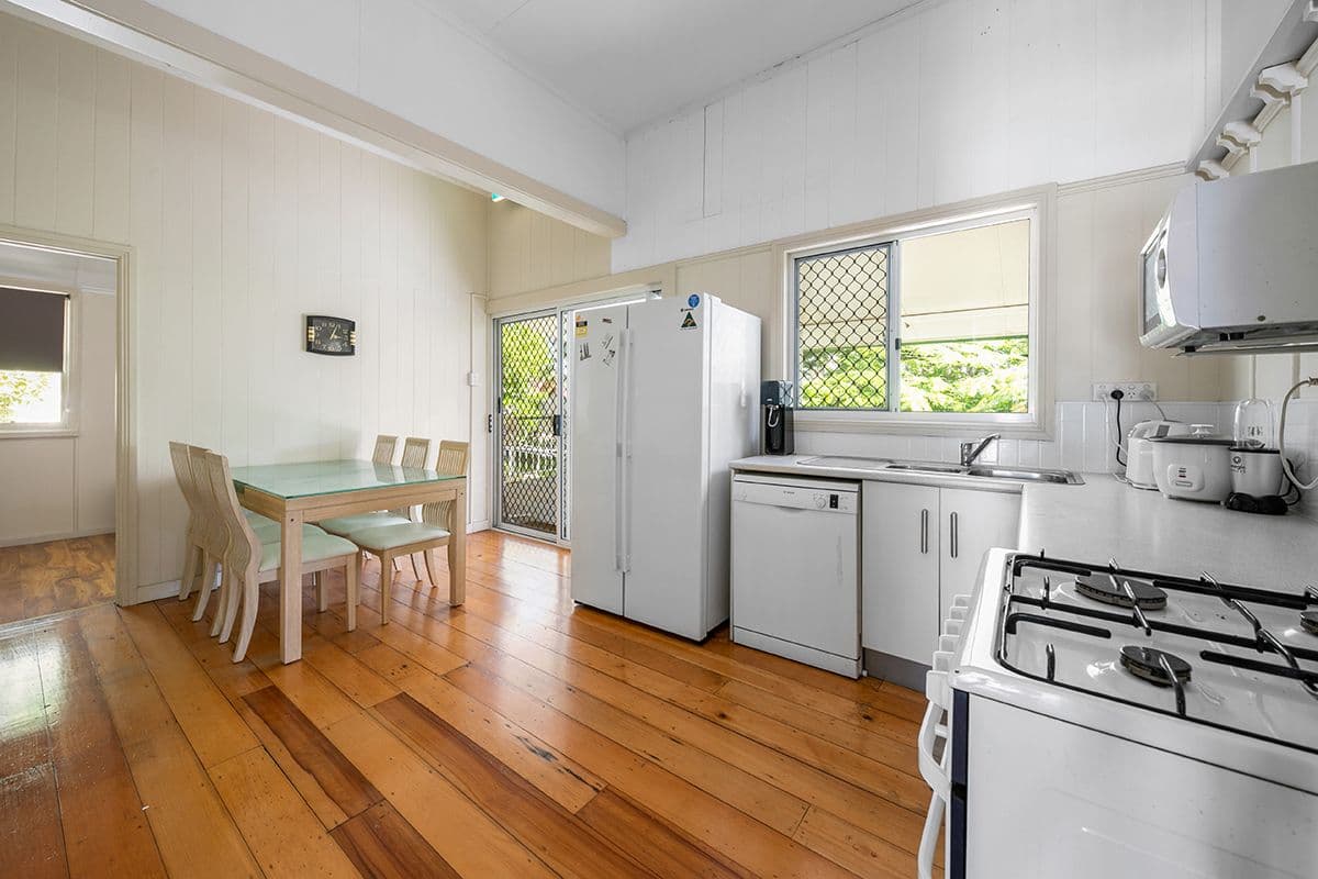 12 Sampson Street, Annerley QLD 4103, Annerley - Thumbnail 3