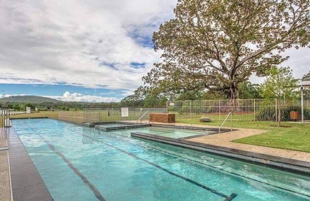 17 Woodview Court, Maudsland QLD 4210, Maudsland - Thumbnail 3