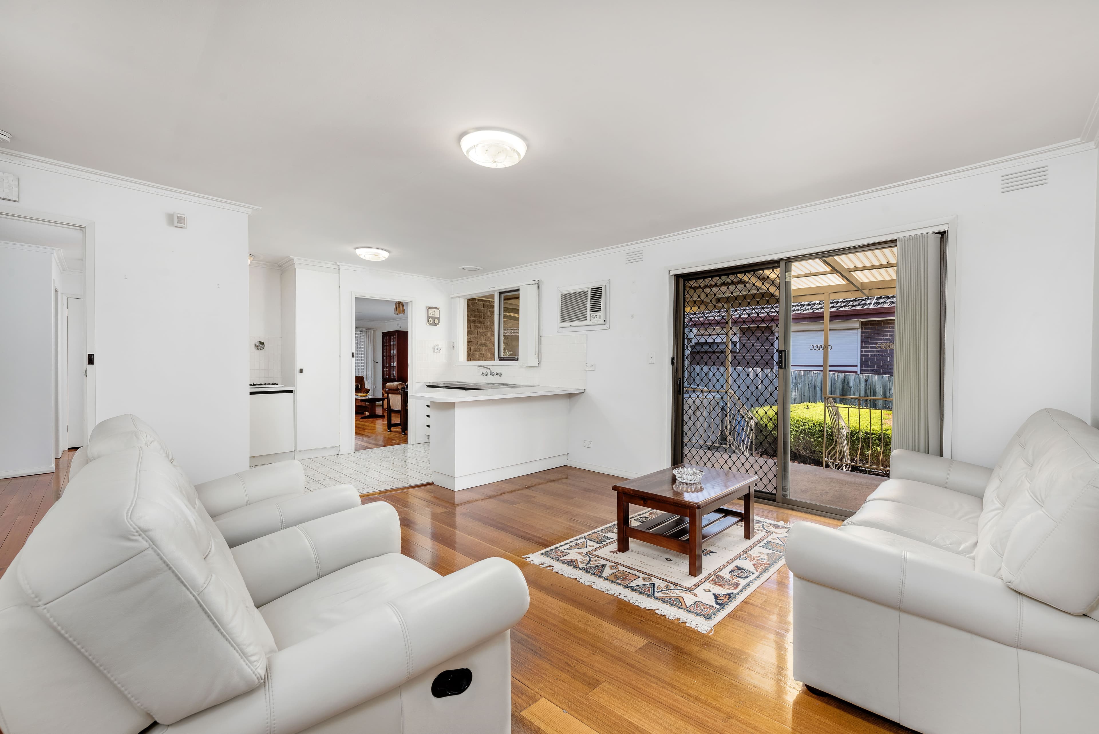 21 Janet Crescent, Bundoora VIC 3083, Bundoora - Thumbnail 2