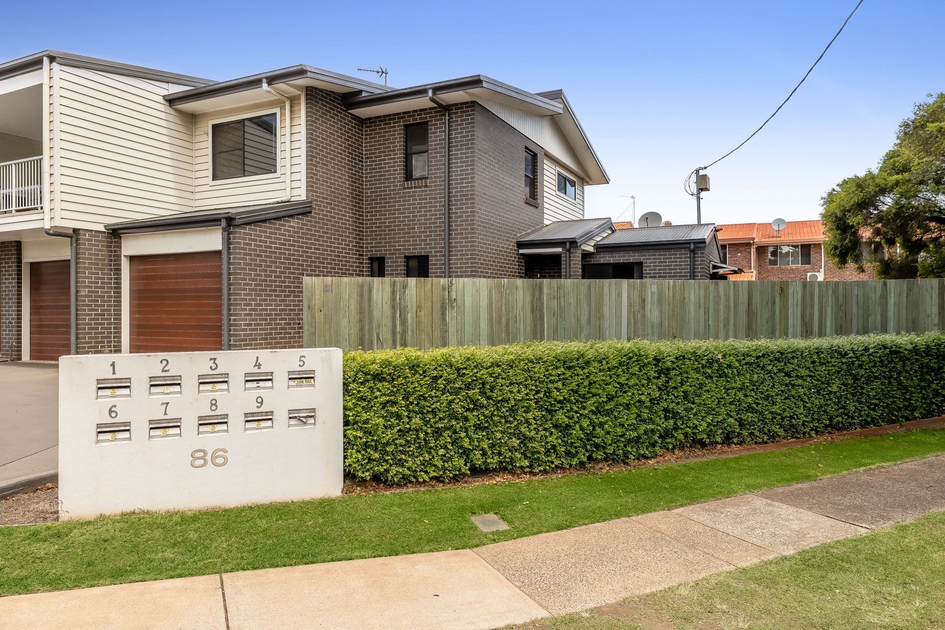 86 Anzac Avenue, Newtown QLD 4350, Newtown - Thumbnail 2