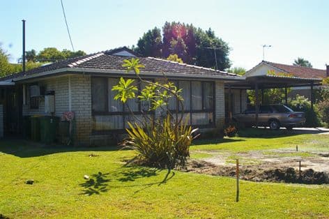 8/72 The Esplanade, Burleigh Heads, QLD, 4220, Burleigh Heads - Thumbnail 2