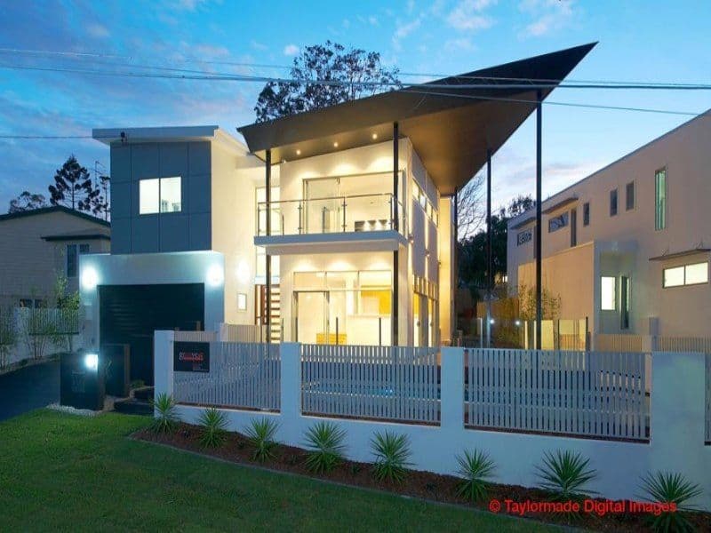 136 Porteus Drive, SEVEN HILLS QLD 4170, Seven Hills - Image 1
