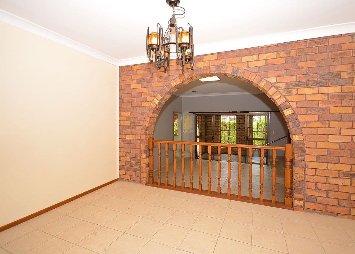 6 West Street, TORQUAY QLD 4655, Torquay - Thumbnail 4