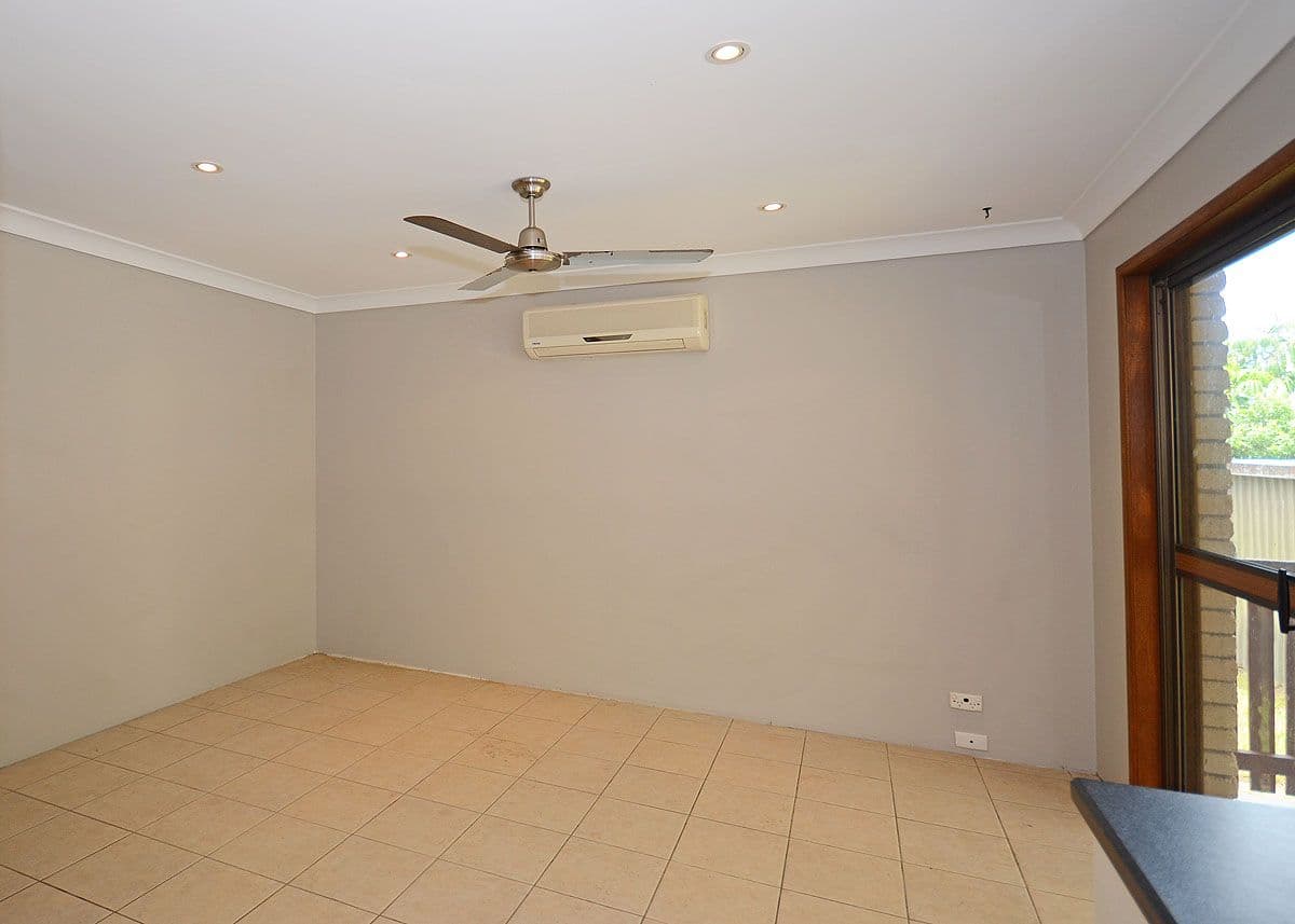6 West Street, TORQUAY QLD 4655, Torquay - Thumbnail 8