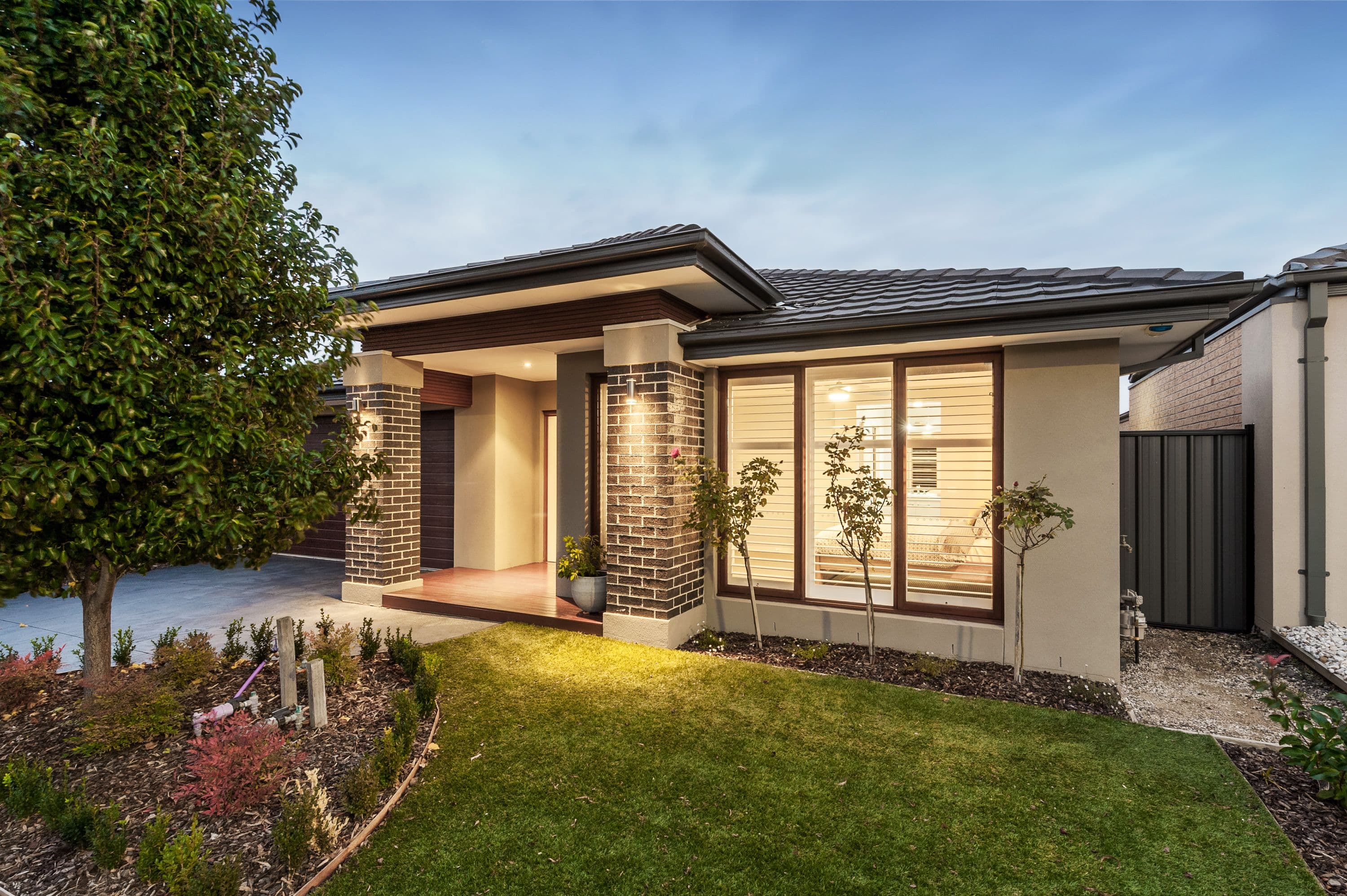 34 Viewside Crescent, Craigieburn VIC 3064, Craigieburn - Image 1