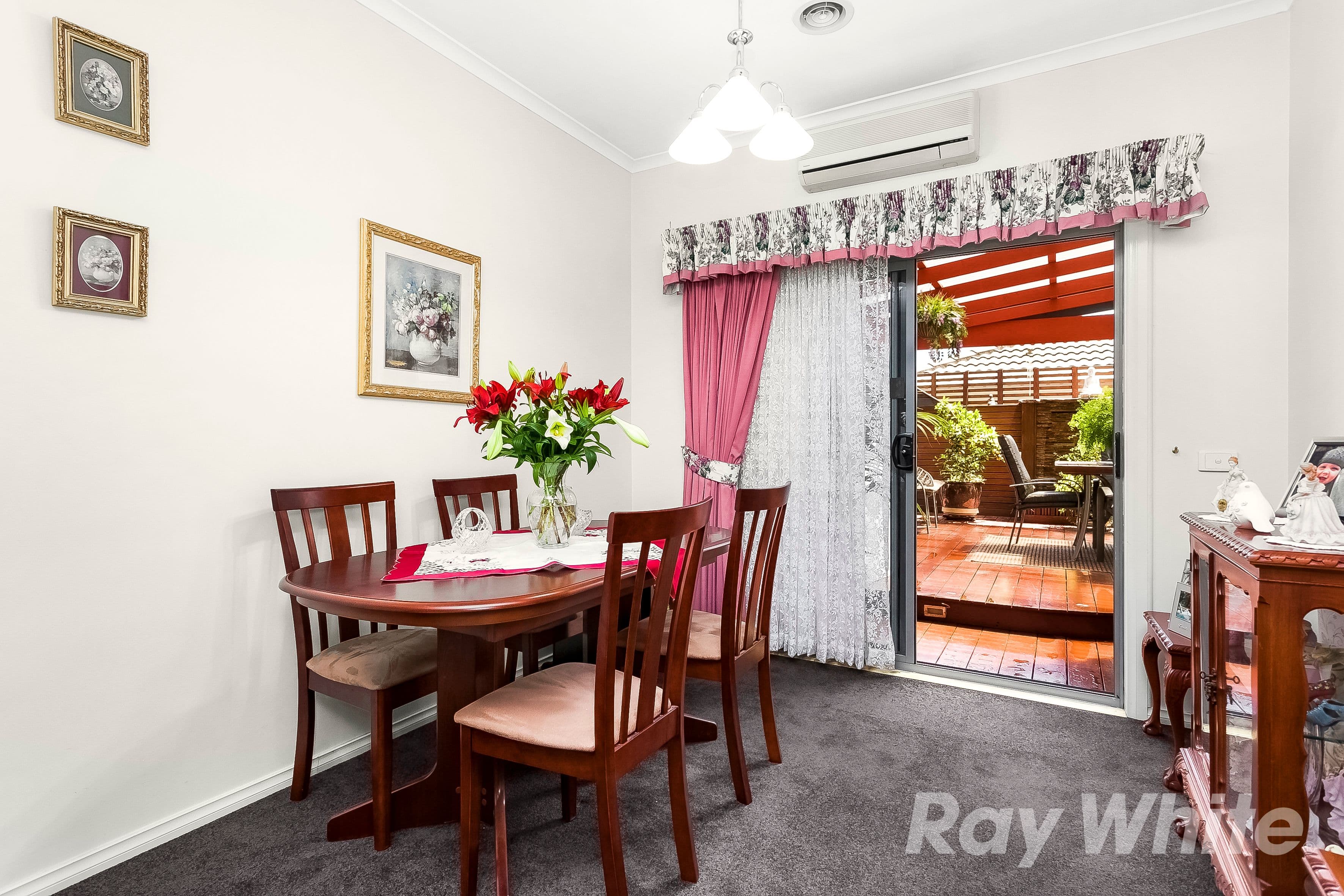 18 Silverwood Way, Glen Waverley VIC 3150, Glen Waverley - Thumbnail 4