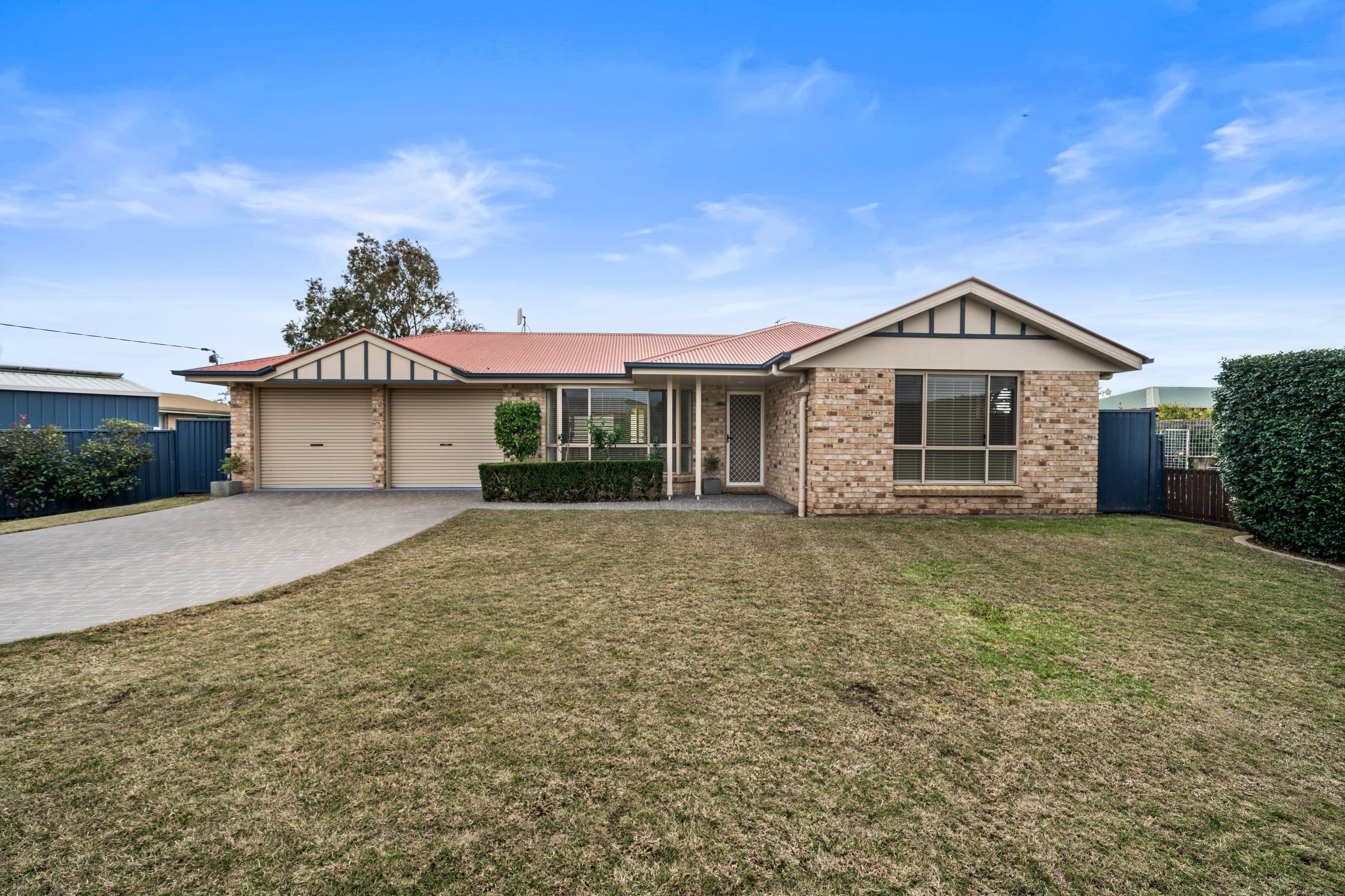 11 McLean, Pittsworth QLD 4356, Pittsworth - Thumbnail 2