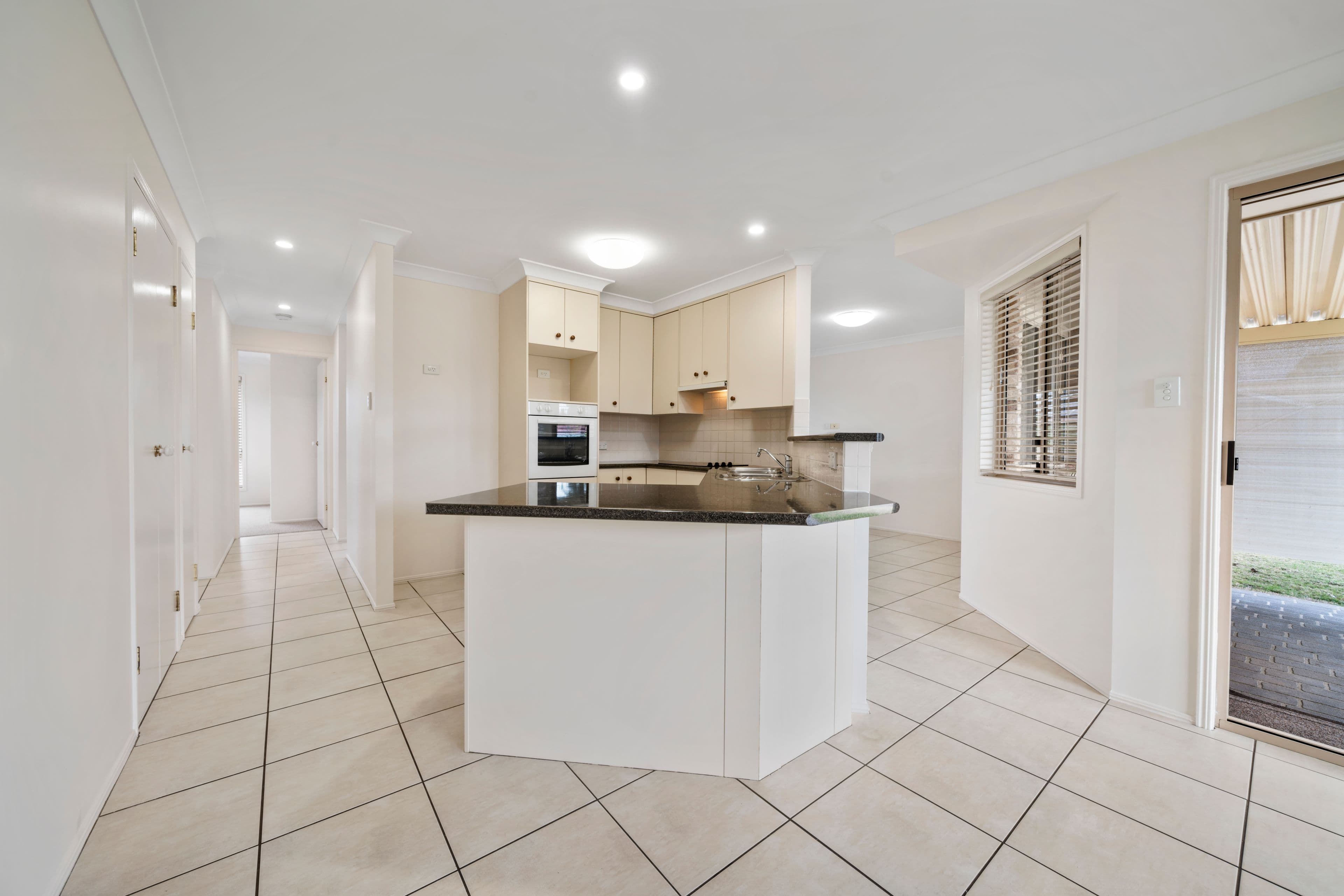 11 McLean, Pittsworth QLD 4356, Pittsworth - Thumbnail 8