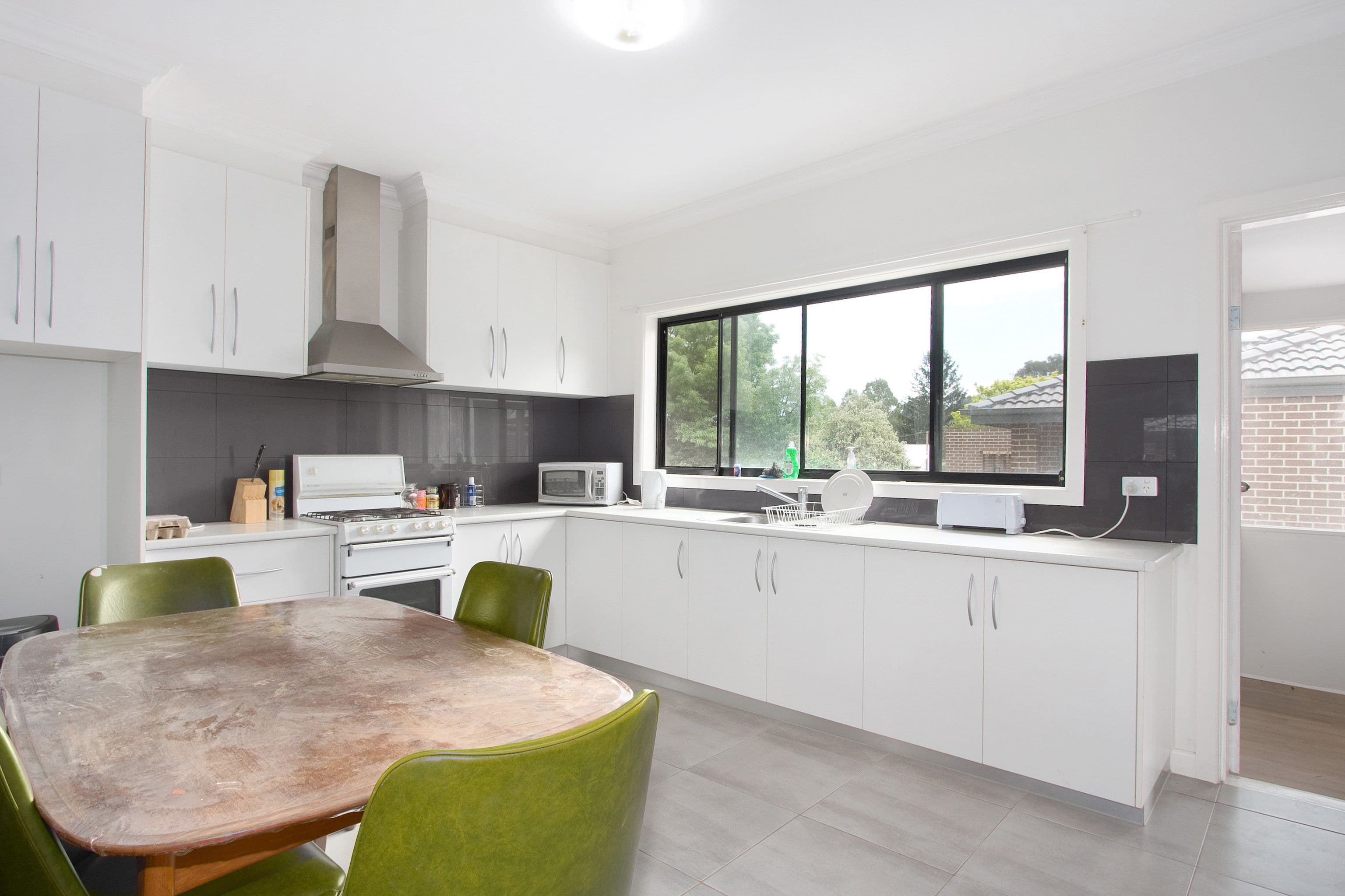 7 Pioneer Street, Warragul VIC 3820, Warragul - Thumbnail 2