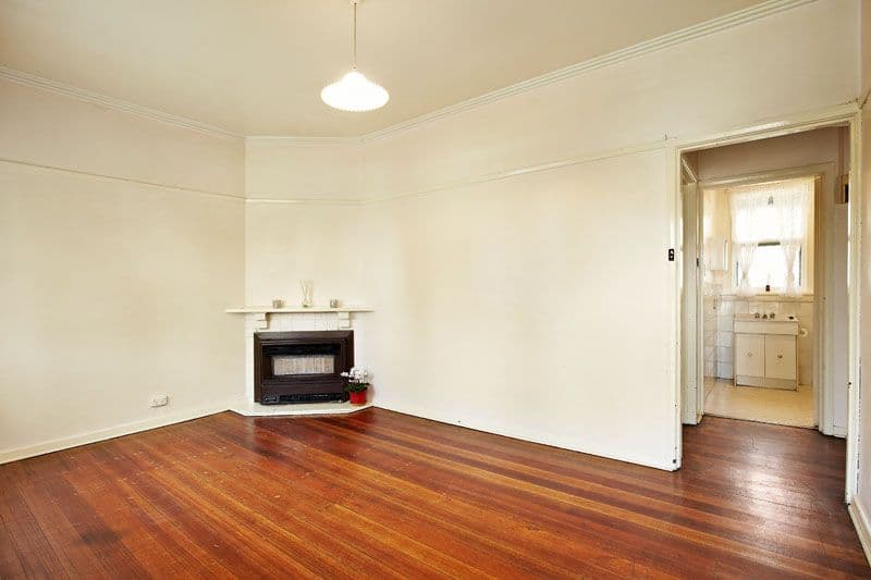 4 Wymbir Avenue, PRESTON VIC 3072, Preston - Thumbnail 2