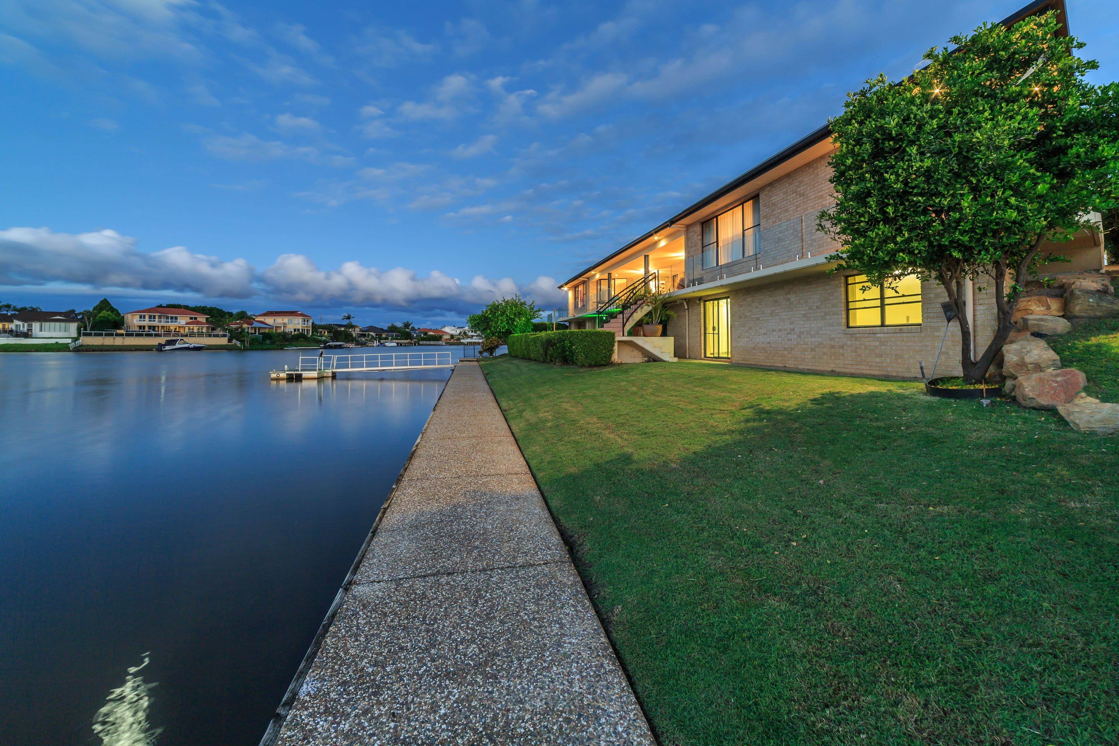 4 Clear Water Bay Avenue, Clear Island Waters QLD 4226, Clear Island Waters - Thumbnail 4