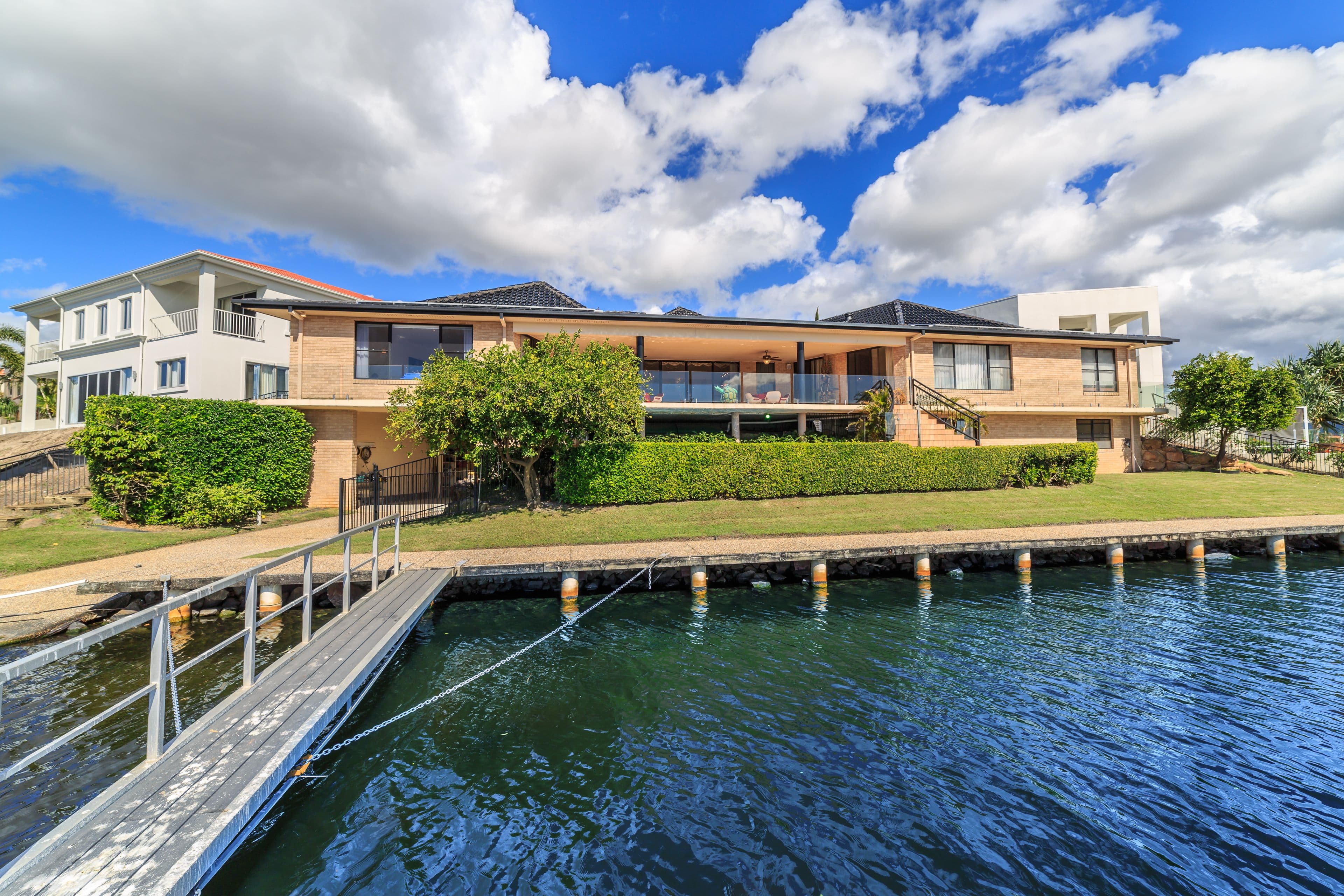 4 Clear Water Bay Avenue, Clear Island Waters QLD 4226, Clear Island Waters - Thumbnail 5