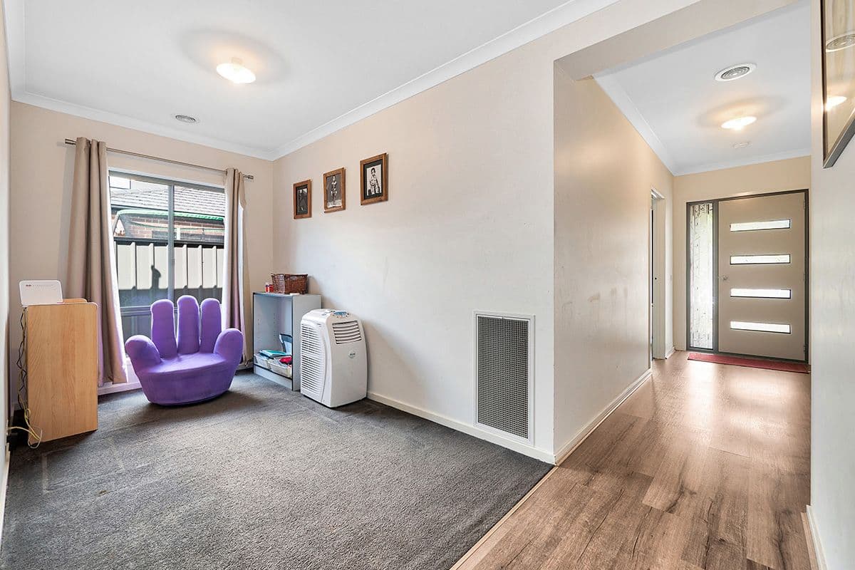 4 Calypso Way, Clyde North VIC 3978, Clyde North - Thumbnail 6