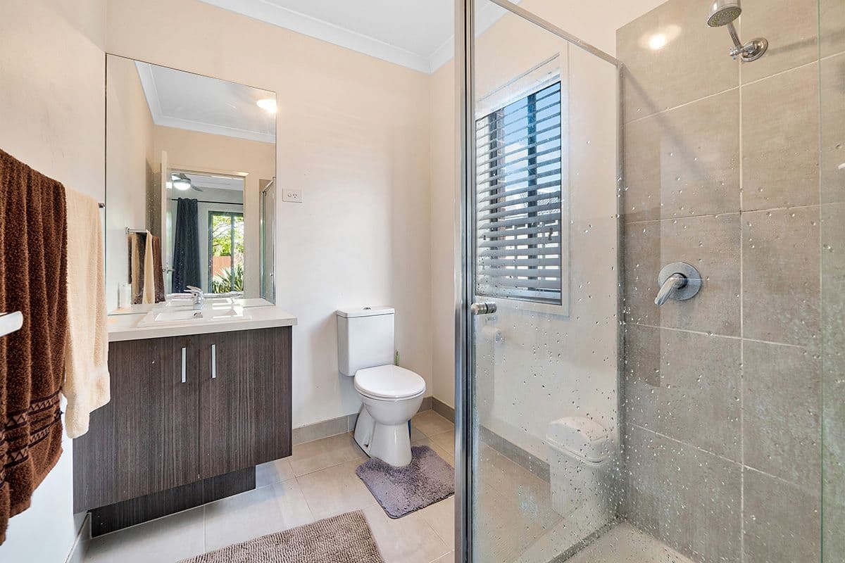 4 Calypso Way, Clyde North VIC 3978, Clyde North - Thumbnail 8