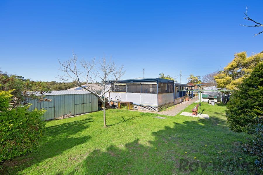 16 Deakin Avenue, Lake Munmorah NSW 2259, Lake Munmorah - Thumbnail 3